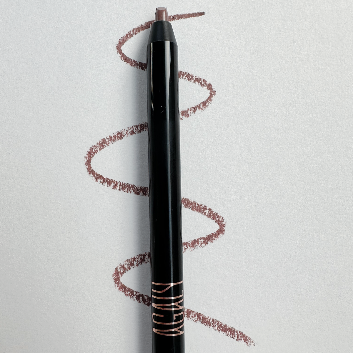 Creamy Matte Lip Liner