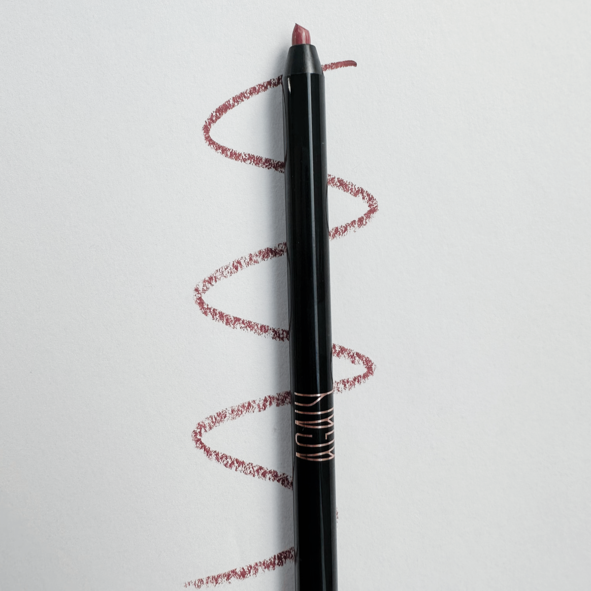 Creamy Matte Lip Liner